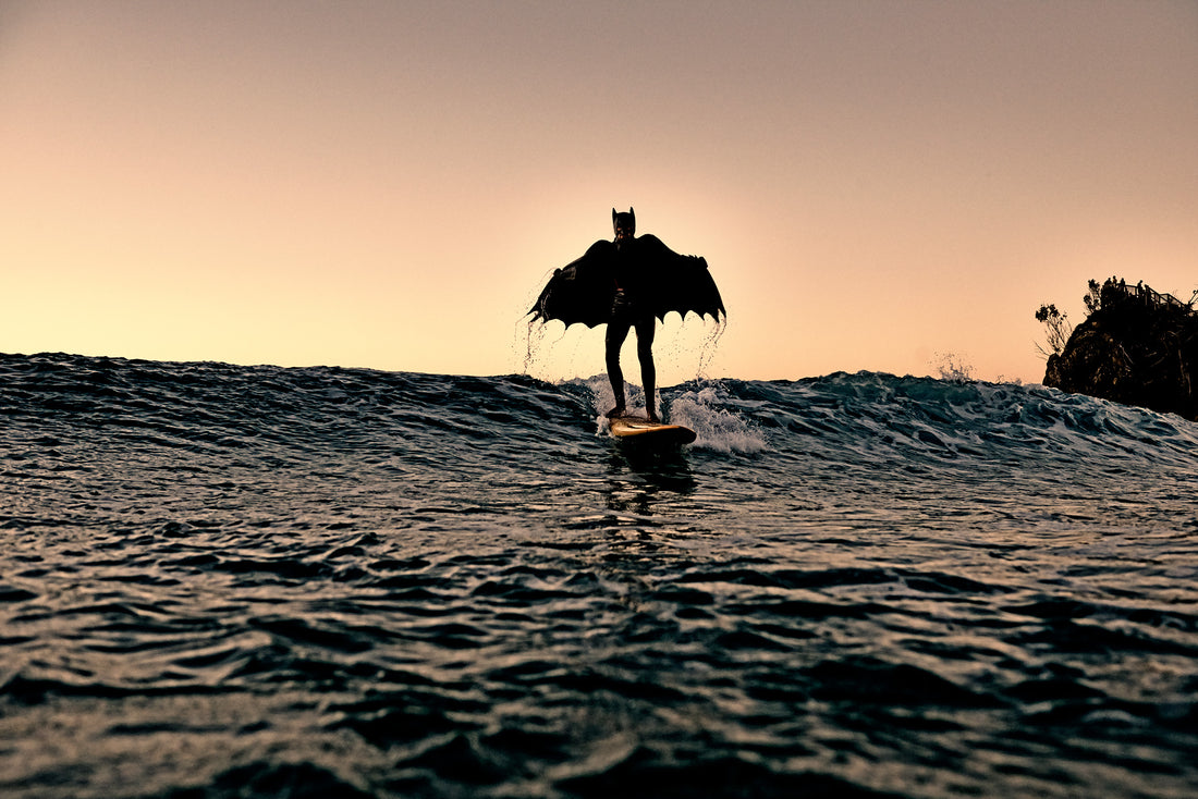 KaneSkennarphotographer-Batman riding a wave at the Pass,Byron Bay.