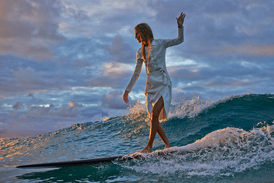 SURF GIRL- MARK MAGAZINE